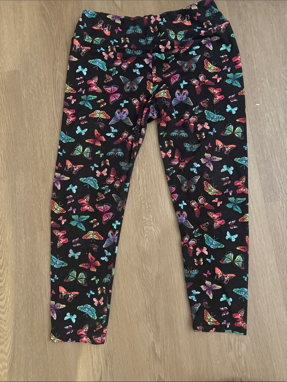 Girls Black Leggings with Multicolor Butterfly Print. No Boundaries. So cute!
